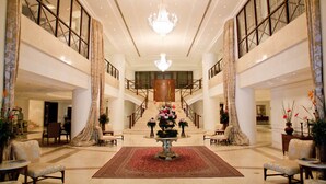 Unclassified image, 5 of 27, button - Caracas Palace Hotel (Caracas)