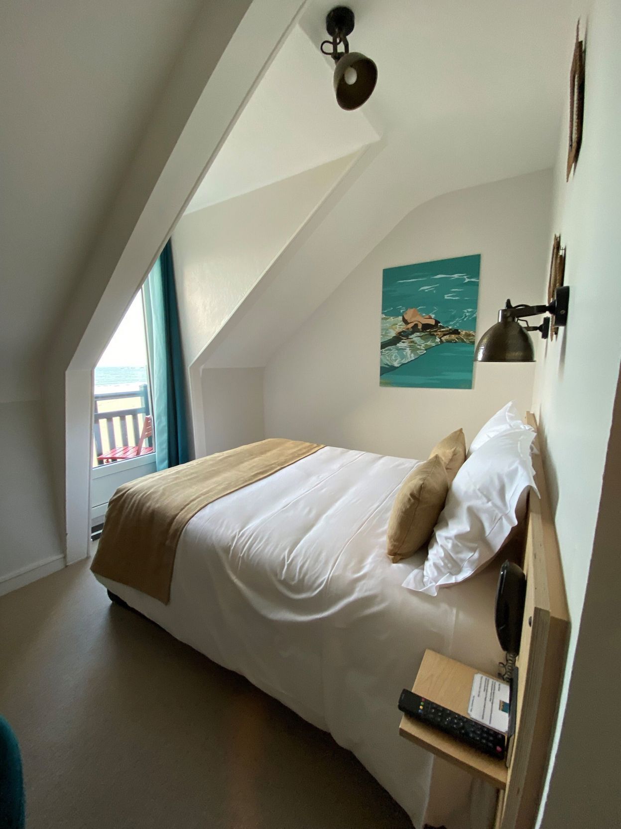 Ropa de cama de alta calidad, decoración personalizada y escritorio 