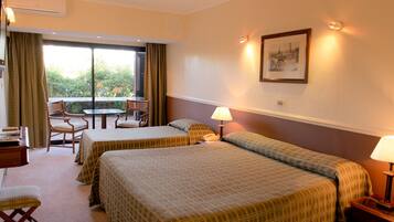 Caja de seguridad en la habitación, cunas gratuitas y wifi gratis