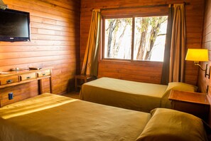 In-room safe, free cribs/infant beds, free WiFi, bed sheets - Horacio Quiroga Resort Termal (Salto)