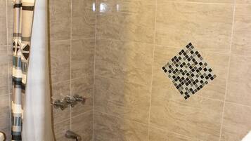 Comfort Studio, 1 Bedroom | Bathroom shower