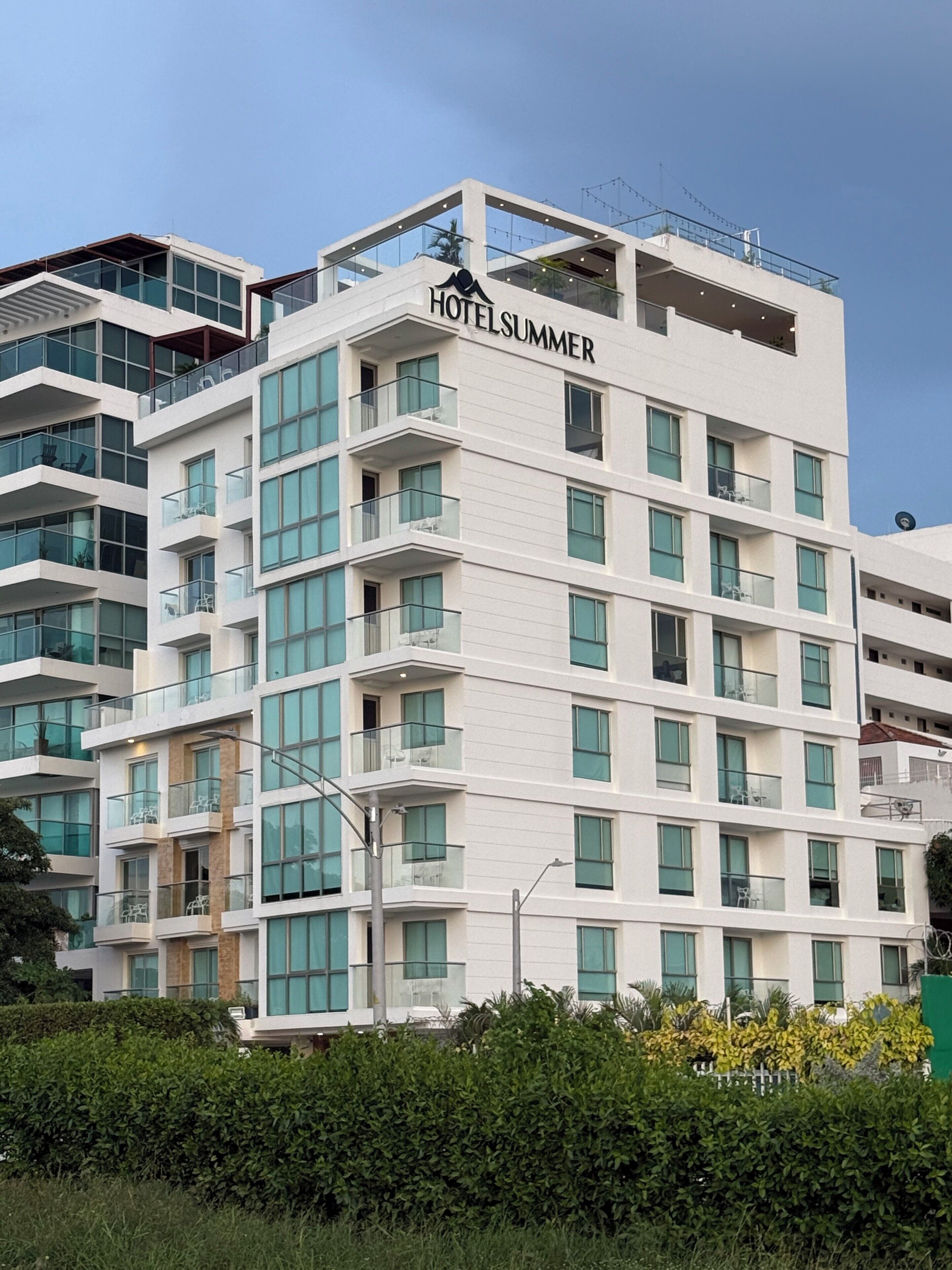 Fachada de la propiedad