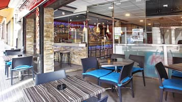 Bar (in der Unterkunft)