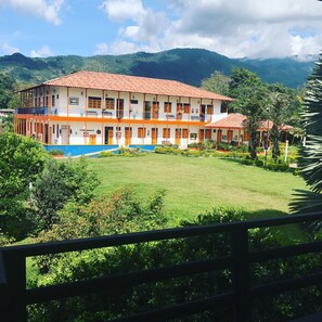 View from property - Finca Hotel La Rivera (Calarcá)