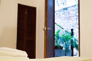 Standard Double Room, Ensuite, Garden Area | In-room safe, desk, free WiFi, bed sheets