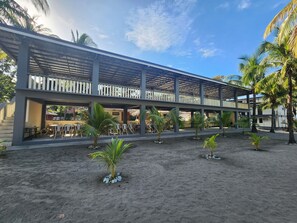 Karaoke room - Bakasyunan Resort Zambales (Iba)