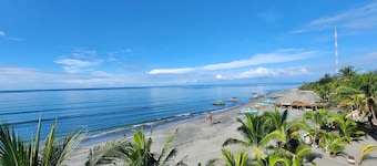 Bakasyunan Resort Zambales