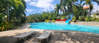 Bakasyunan Resort Zambales