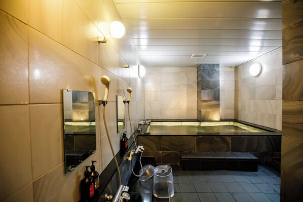 Baño termal público