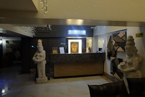 Reception - Oriental Zen Suites (Manila)