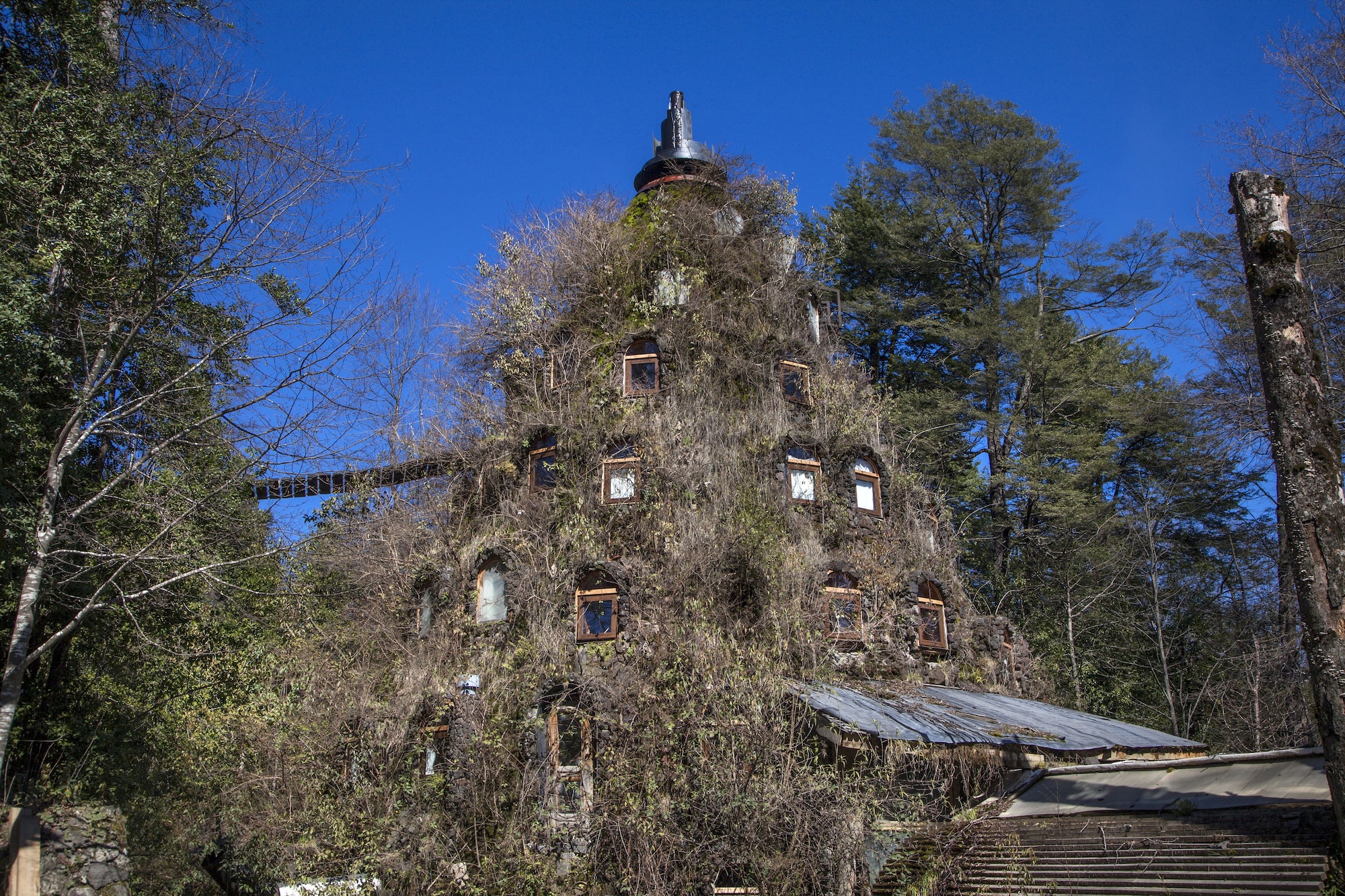 The Magic Mountain Lodge