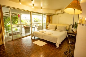 Phòng đôi Deluxe, 1 giường cỡ king, hiên | Quang cảnh ban công