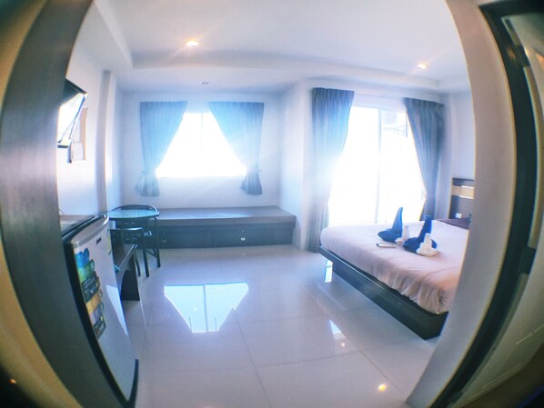Standard Room | In-room safe, desk, free WiFi - I-kroon Café & Hotel (Patong)