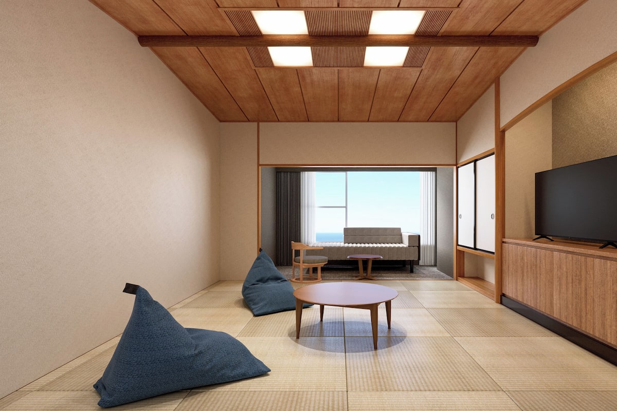 Standard Japanese-Style-Room with 10 Tatami mats, Shared Bathroom, Non-Smoking | In-room safe, bed sheets