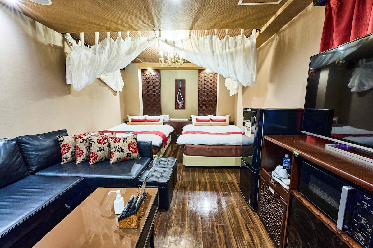 Junior suite, niet-roken | Donzen dekbedden, een bureau, gratis wifi, beddengoed