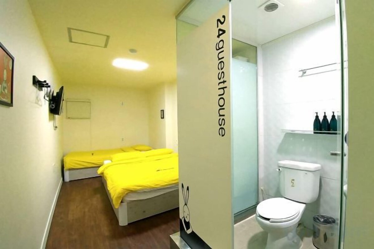 Iron/ironing board (on request), free WiFi, bed sheets