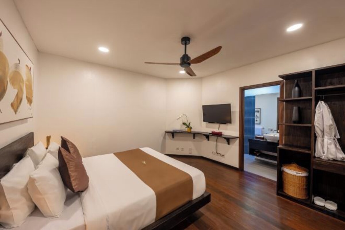 Three Bedroom Villa