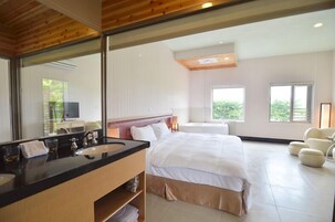 Cortinas blackout, camas plegables/adicionales y wifi gratis 