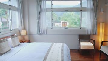 Deluxe Double or Twin Room(Unable to specify room type, according to hotel arrangement) | Blackout drapes, rollaway beds, free WiFi