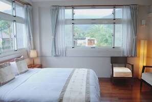 Habitación Deluxe con 1 cama doble o 2 individuales | Cortinas opacas, camas supletorias, wifi gratis