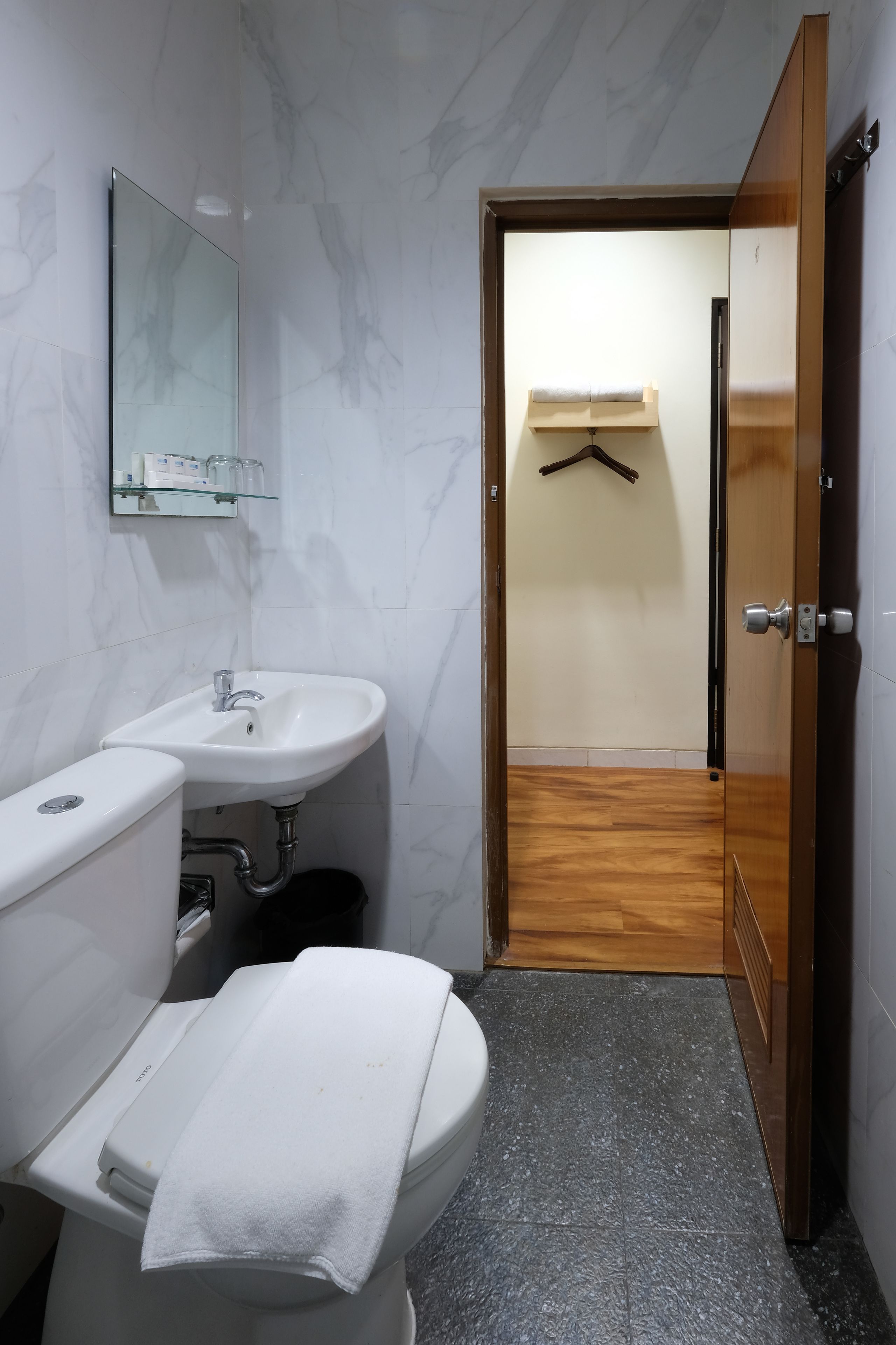 Photo - Hotel 88 Mangga Besar Raya 120 Jakarta By WH