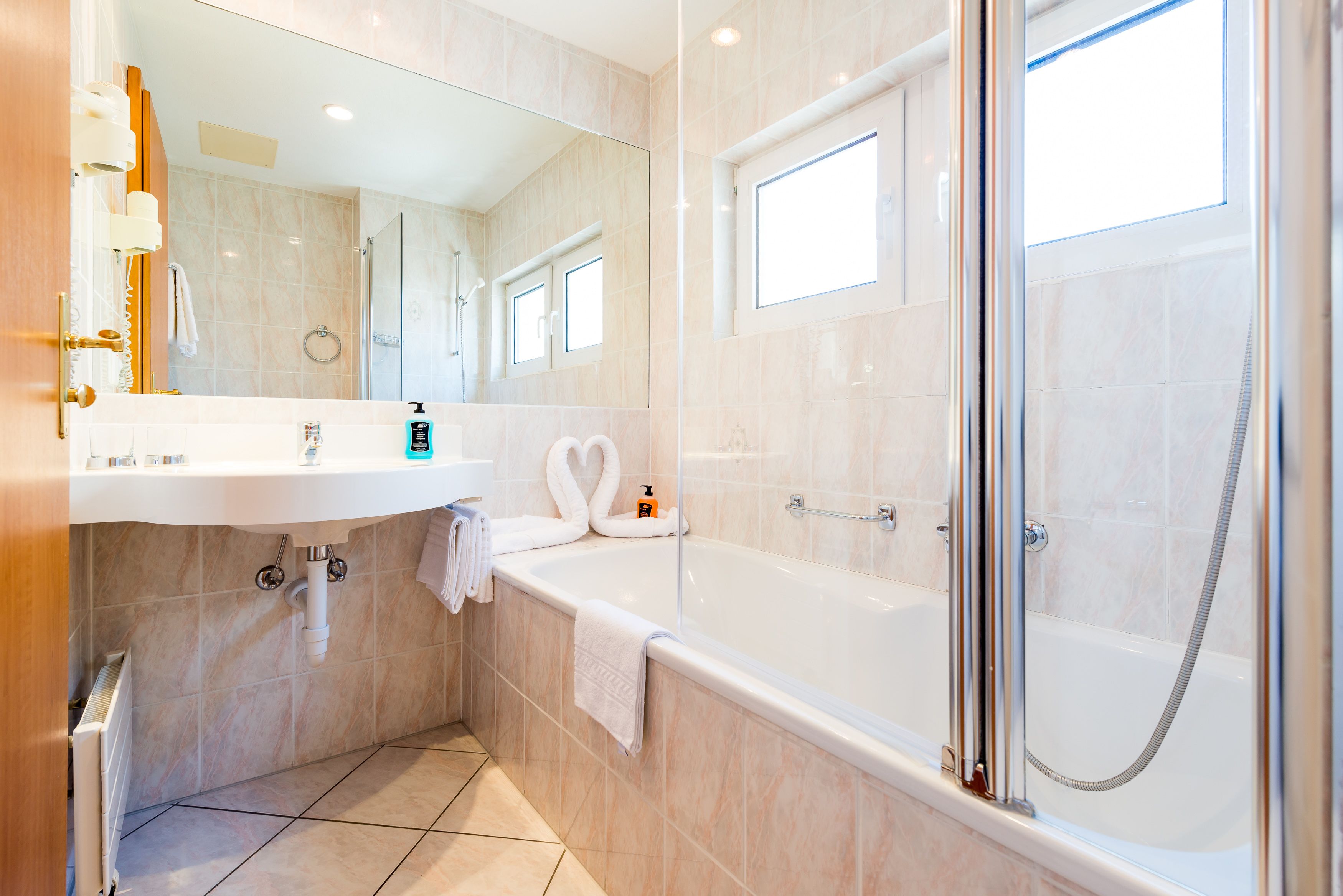 family room | bathroom | towels