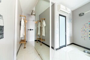 Top Secret King - Private (King Room)