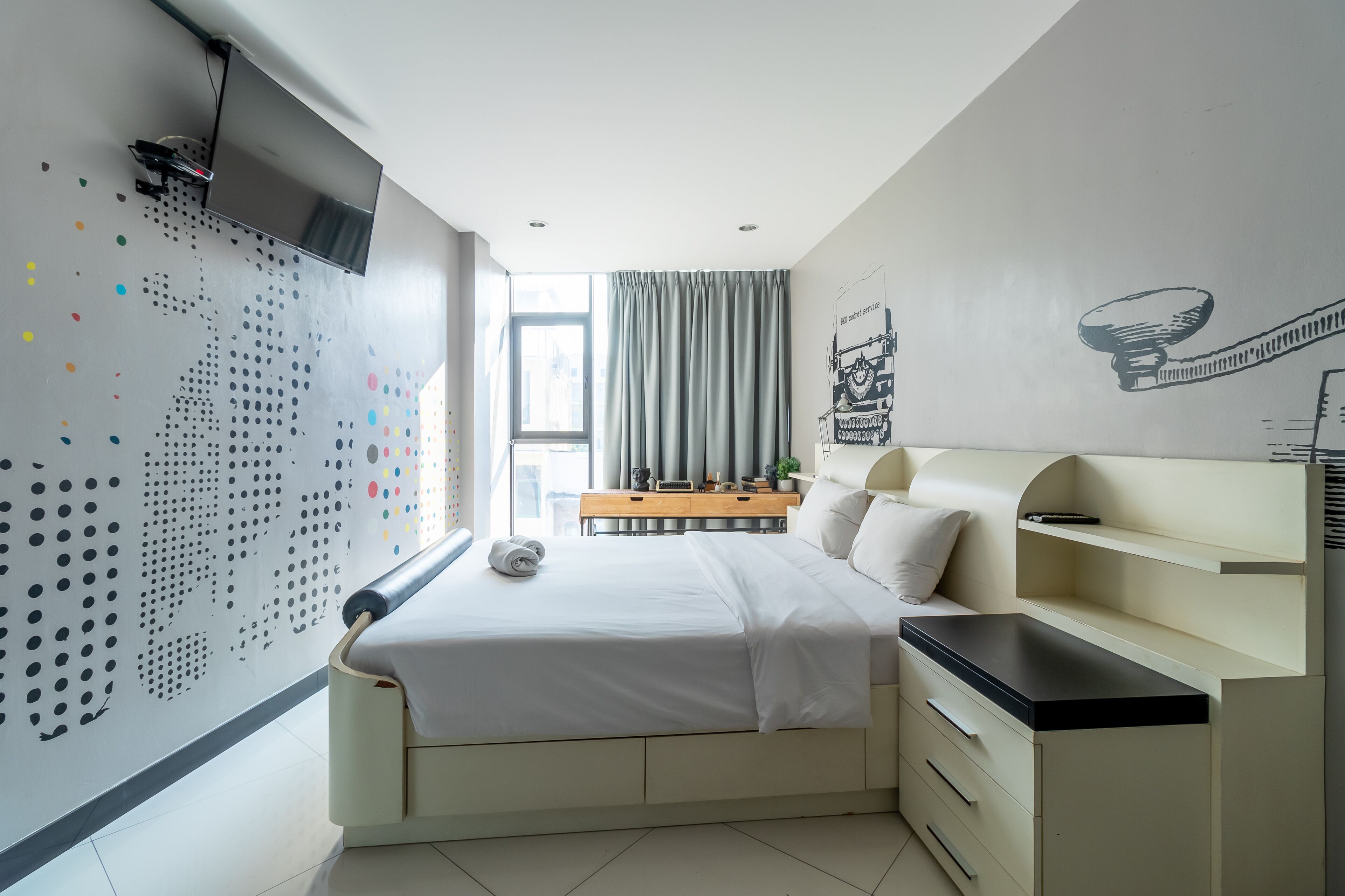 Top Secret King - Private (King Room) | Meja, Wi-fi percuma, cadar katil 