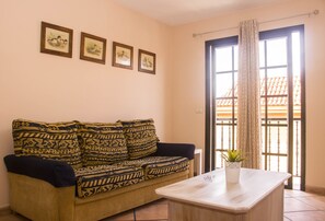 Appartement, 2 chambres | Coin séjour