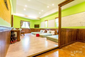 Family Room, Tower | Desk, free WiFi - Hai Yuan Hotel (Hengchun)