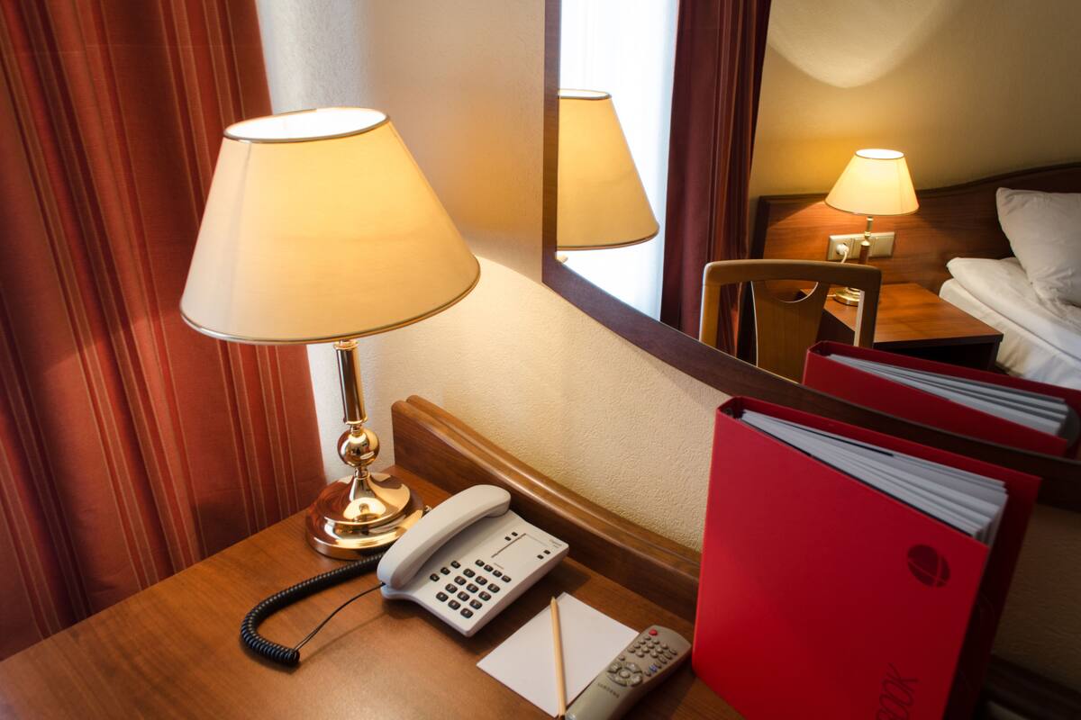 Superior Single Room | Desk, iron/ironing board, free WiFi, bed sheets