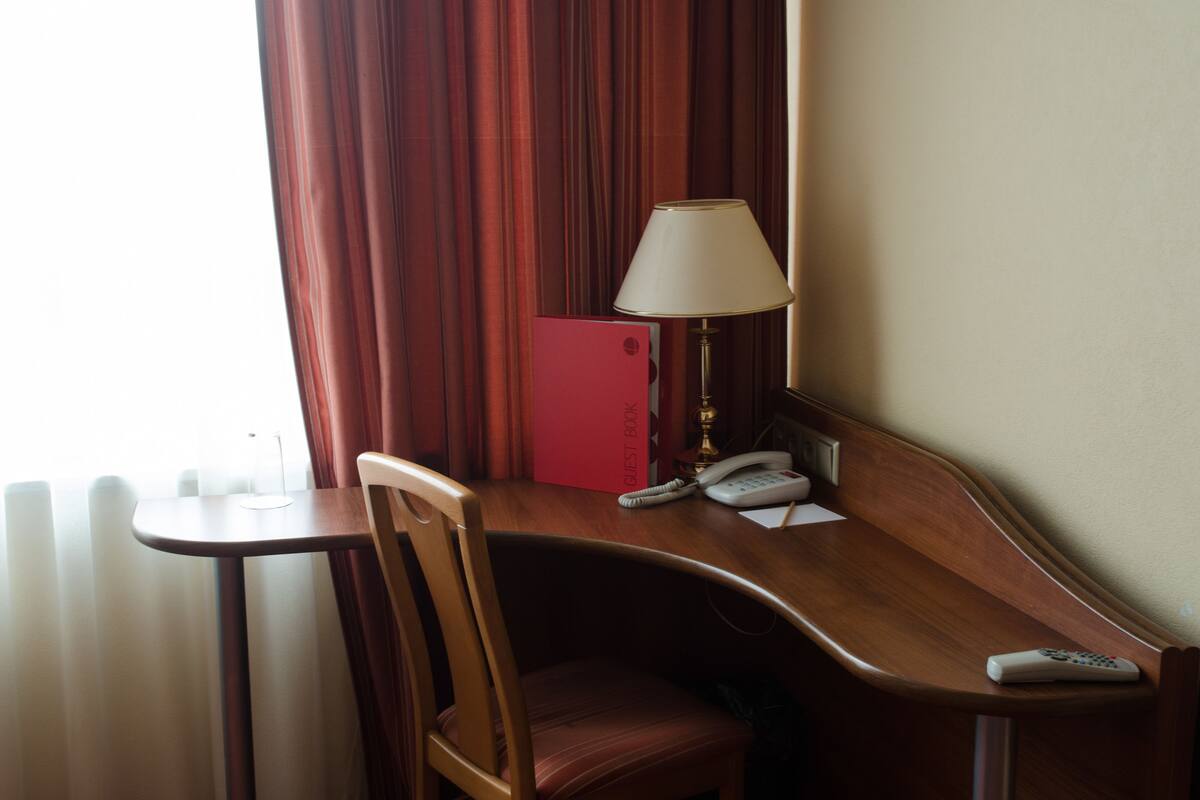 Junior Suite Double Room | Desk, iron/ironing board, free WiFi, bed sheets