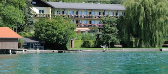 Strandhotel Weyregg