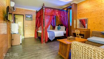 Deluxe Double Room, 1 Double Bed | Bathroom | Shower, hair dryer, slippers, towels
