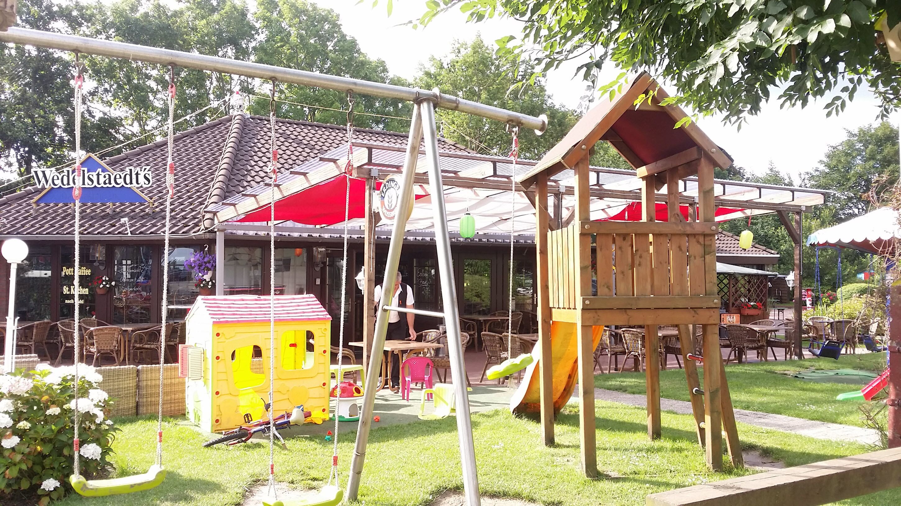 Área de juegos infantiles al aire libre