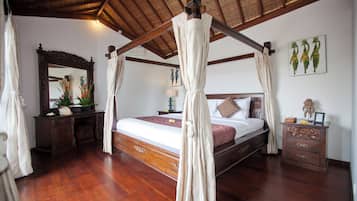 Coffres-forts dans les chambres, bureau, rideaux occultants