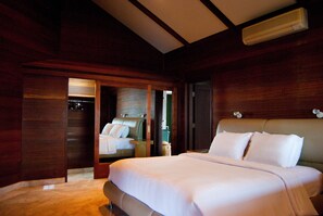 5 bedrooms, desk, rollaway beds, free WiFi