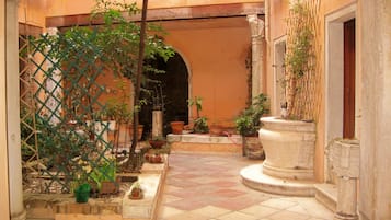 Entrada (vista interna)