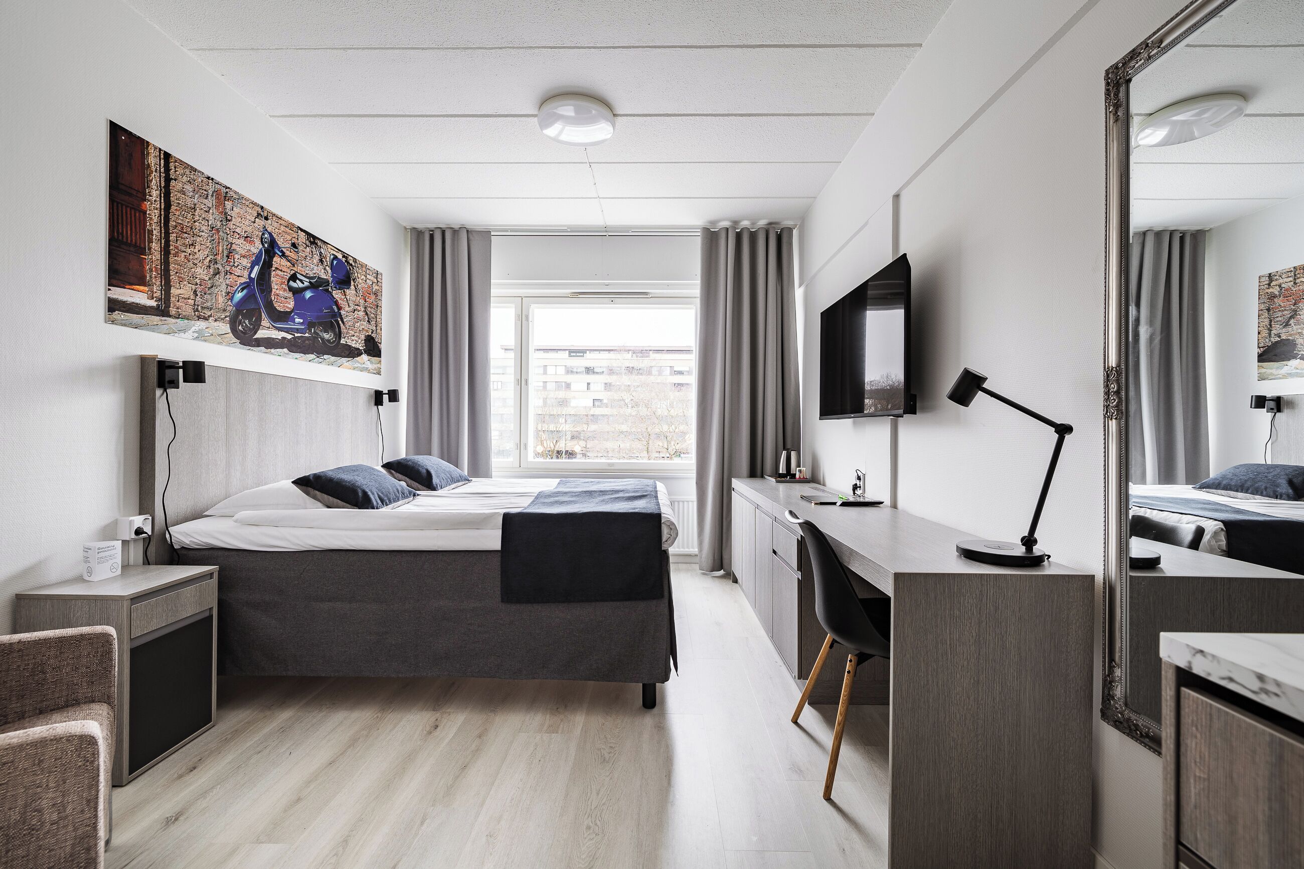 Standard Twin Room | Desk, free WiFi, bed sheets