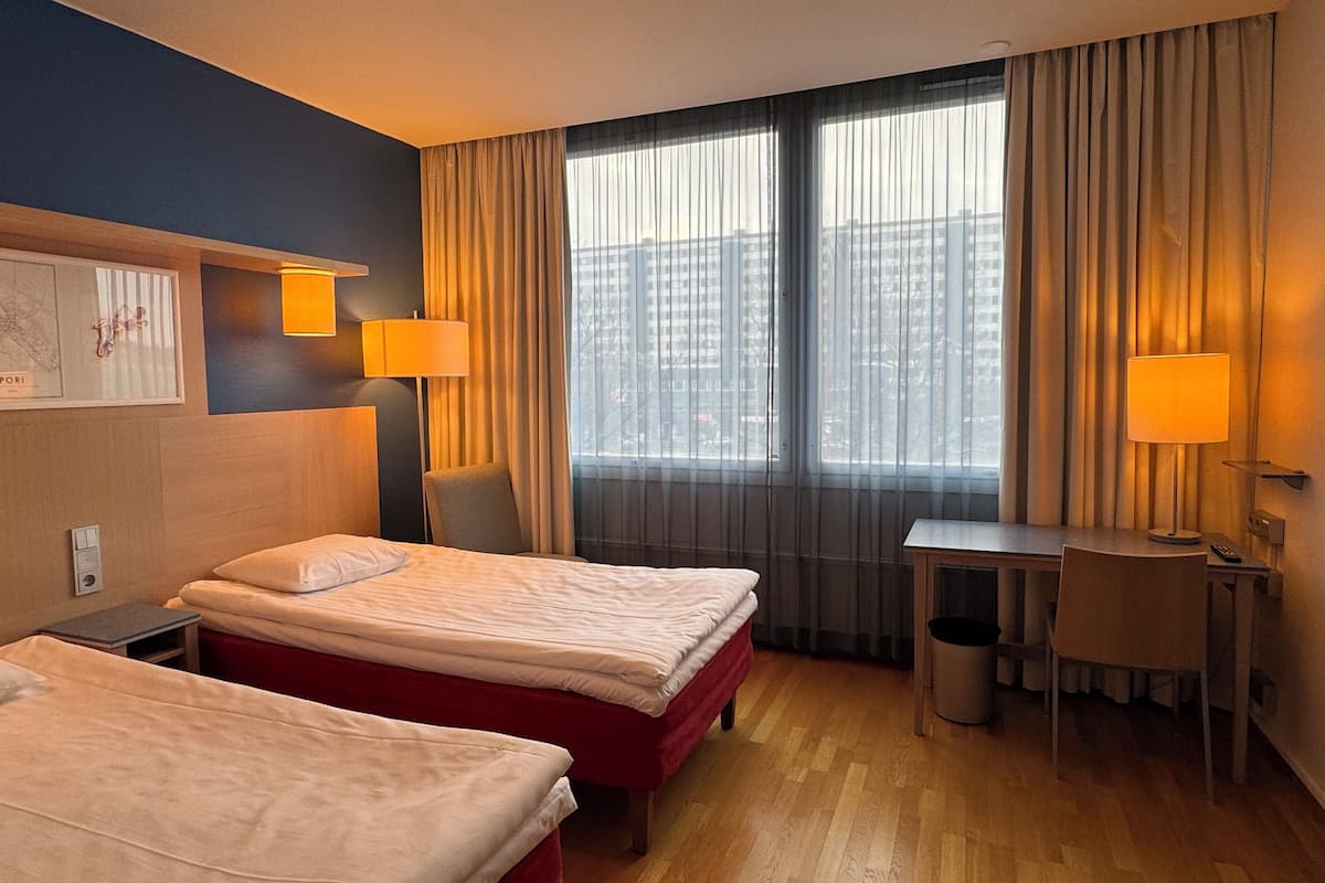 Comfort Double or Twin Room | Desk, free WiFi, bed sheets