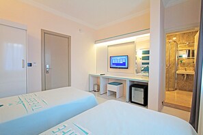 Egyptian cotton sheets, premium bedding, down comforters, pillowtop beds - The Best Life Hotel Bodrum Center (Bodrum)