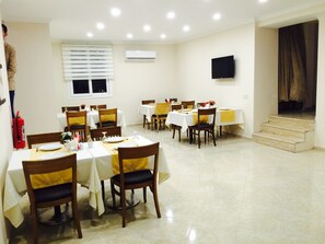 Daily buffet breakfast (EUR 2.50 per person) - The Best Life Hotel Bodrum Center (Bodrum)