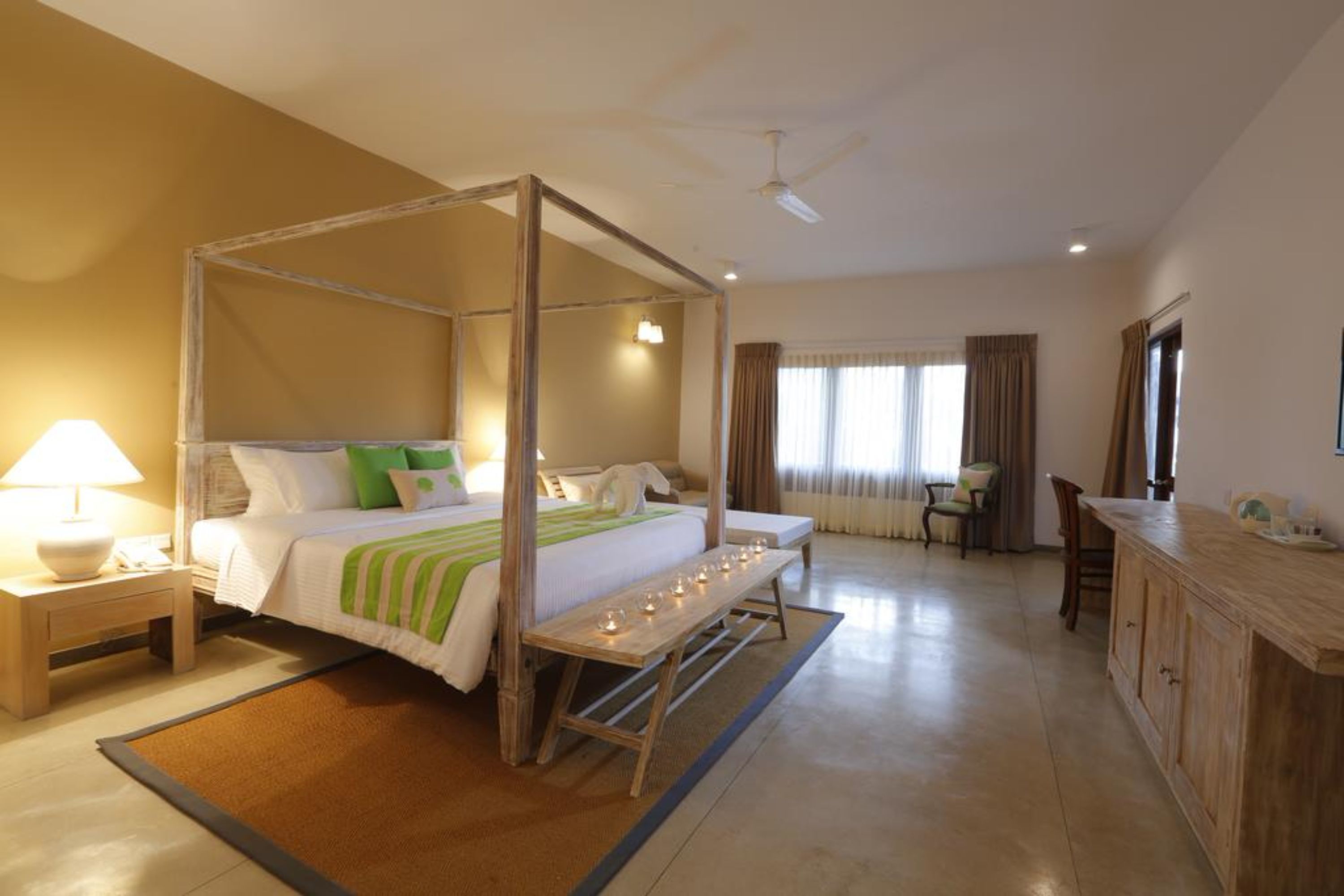 Familien-Suite | Zimmersafe, Schreibtisch, schallisolierte Zimmer, Bügeleisen/Bügelbrett