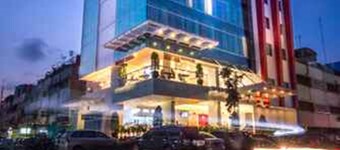 Redstar Hotel