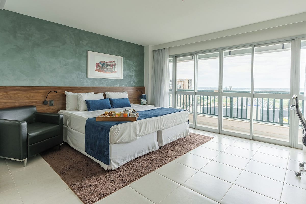 Deluxe Room (view)