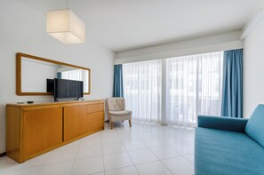 Apartment, 1 Bedroom, City View | Living area | Flat-screen TV - TURIM Algarve Mor Hotel (Portimão)