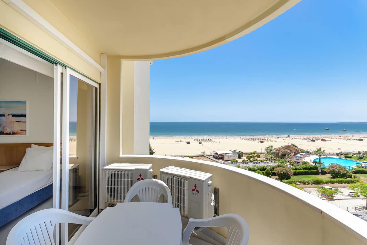 Departamento, 1 habitación, vista parcial al mar | Balcón