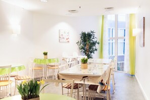 Colazione a buffet inclusa, servita nel weekend 