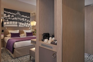 Suite | 1 bedroom, minibar, in-room safe, individually decorated