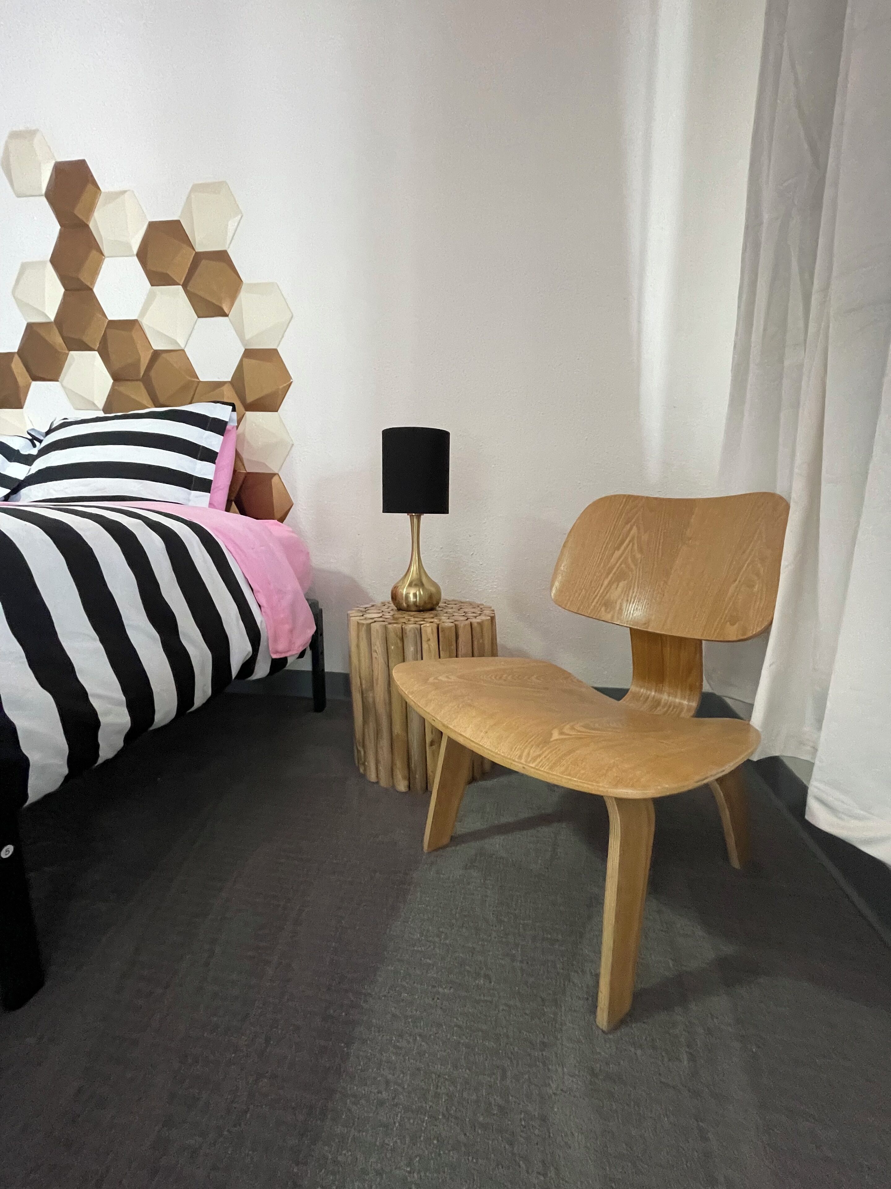 Habitación Deluxe, 1 cama Queen size | Ropa de cama de alta calidad y camas con efecto memoria 